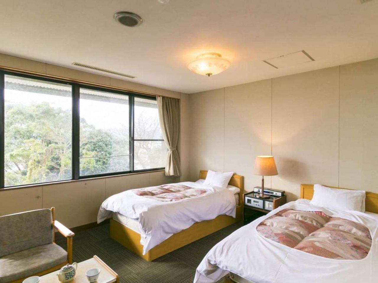 Kokuminshukusha Irohajima Hotel คาราสึ ภายนอก รูปภาพ