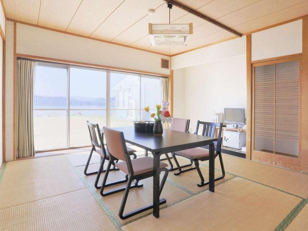 Kokuminshukusha Irohajima Hotel คาราสึ ภายนอก รูปภาพ